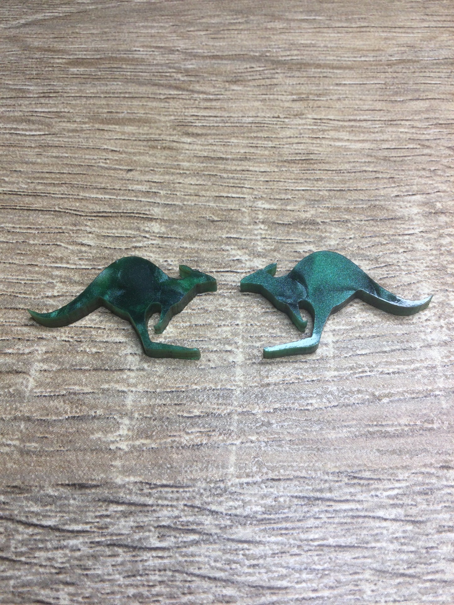 Kangaroo Studs