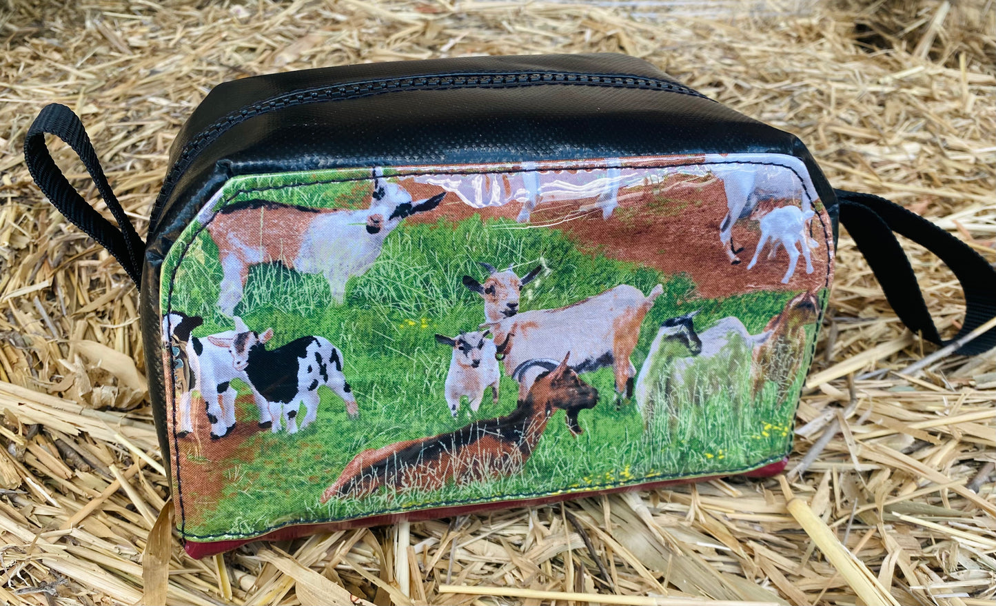 Green Field Goat Bag