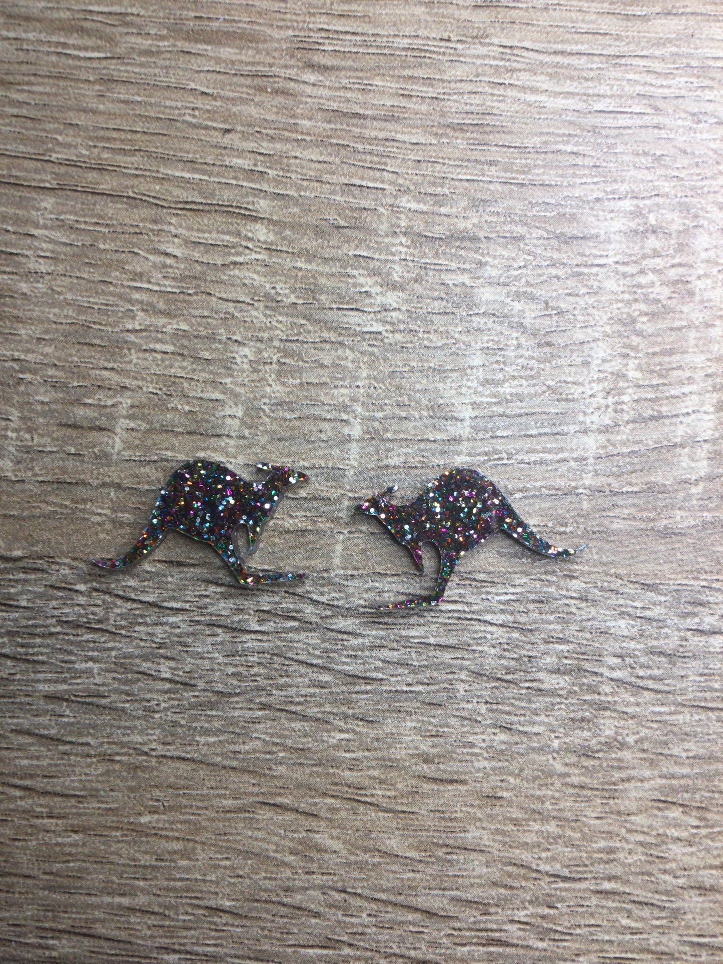 Kangaroo Studs