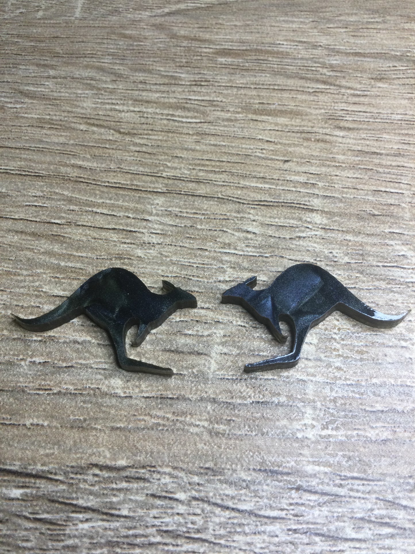 Kangaroo Studs